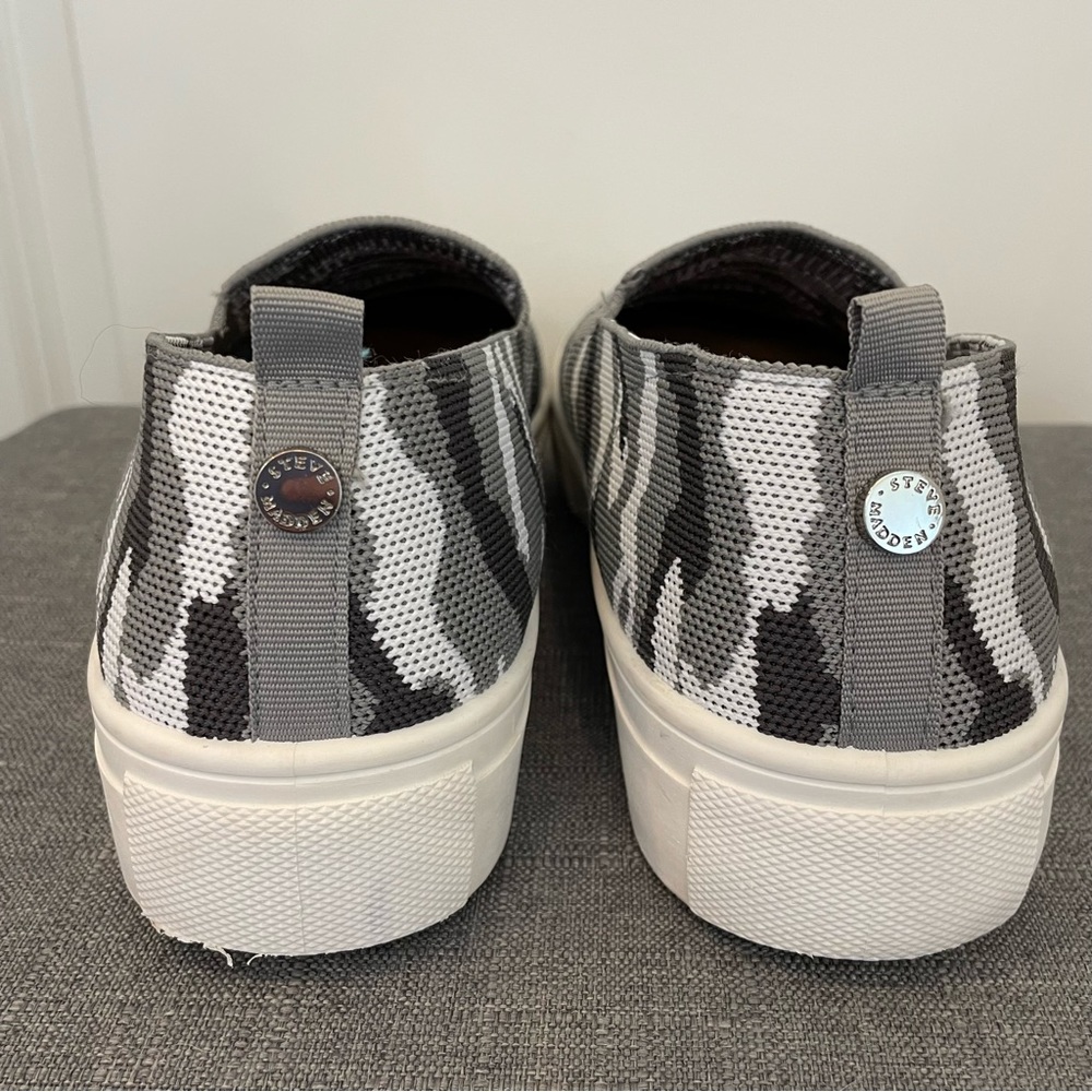STEVE MADDEN Maygee Knit Slip On Platform Sneakers - Gray Camo, size 9.5 - Picture 7 of 12